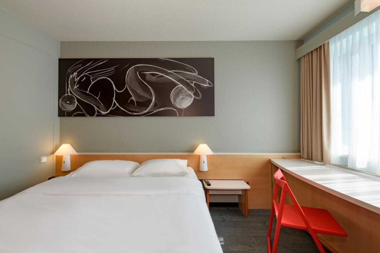 Отель Ibis Hamburg Alsterring Экстерьер фото