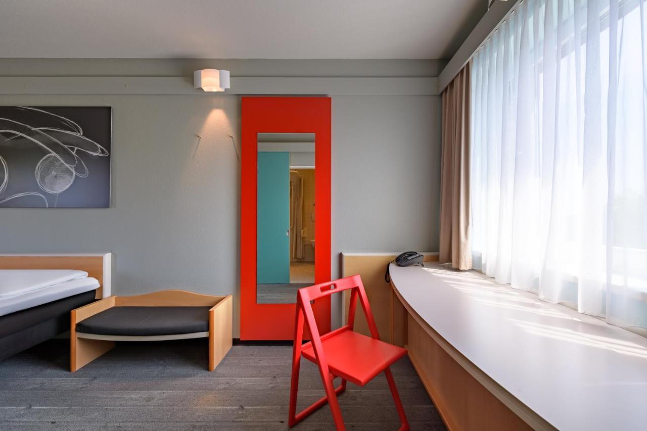 Отель Ibis Hamburg Alsterring Экстерьер фото